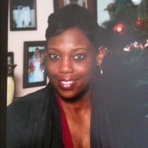 Meet your Posher, Toya